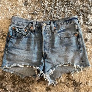 Levi’s 501 Blue Denim High Wasted Shorts Size 27
